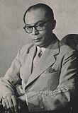https://upload.wikimedia.org/wikipedia/commons/thumb/f/ff/Mohammad_Hatta_1950.jpg/110px-Mohammad_Hatta_1950.jpg
